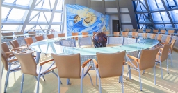 Основной зал