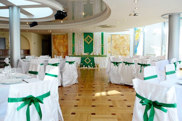 Логотип Банкет Холл Небо