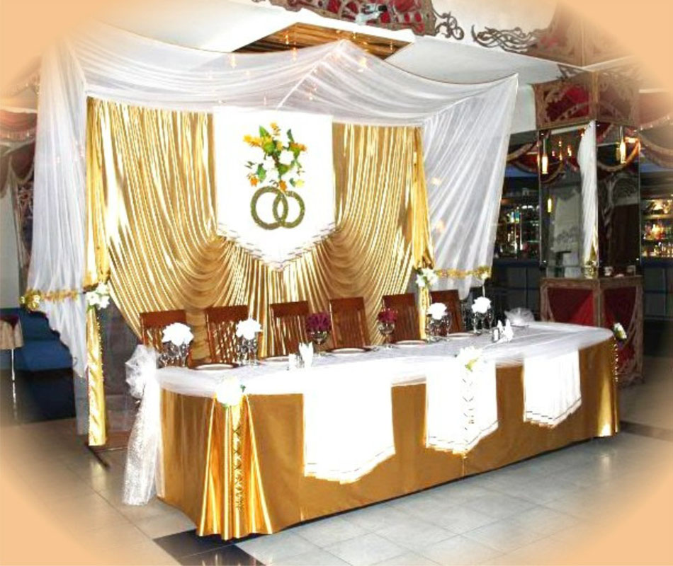 Основной зал — Ресторан-кабаре Мистер Икс