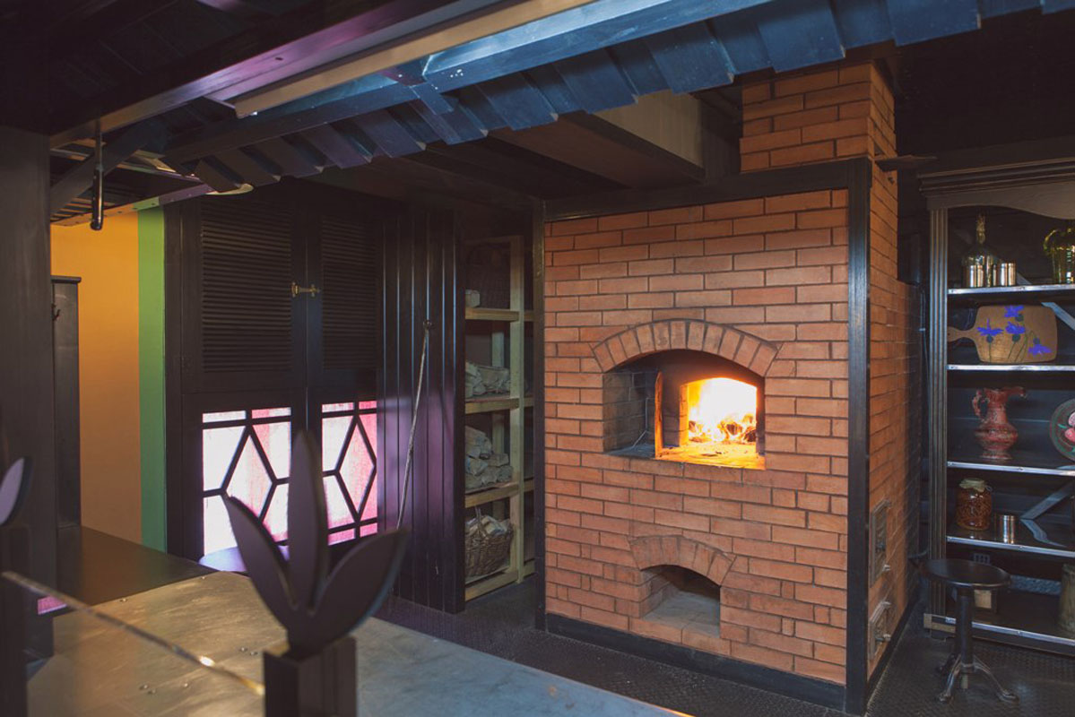 Основной зал — Купеческий двор