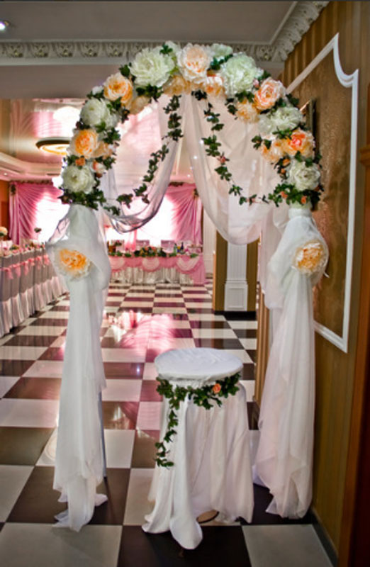 Основной зал — Кафе-ресторан Муш