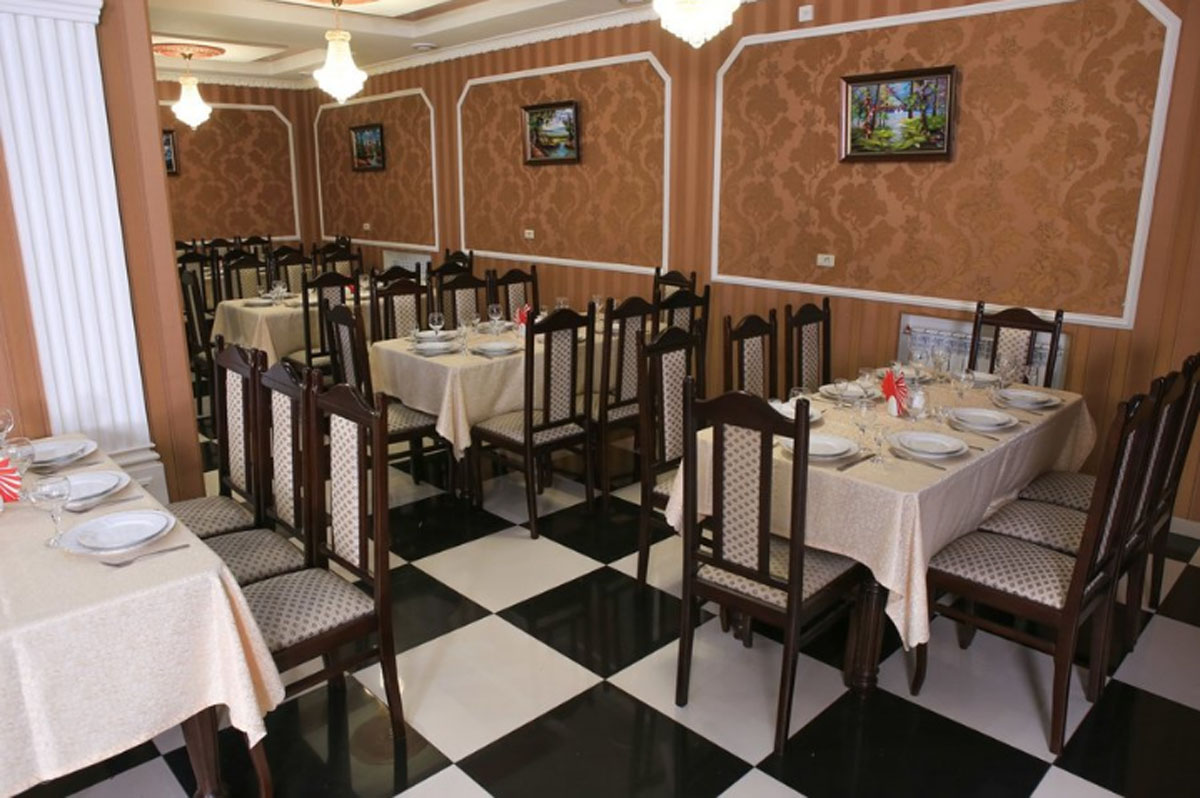 Основной зал — Кафе-ресторан Муш