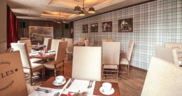 Основной зал — интерьер зала