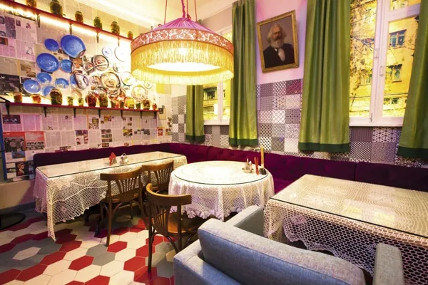 Основной зал