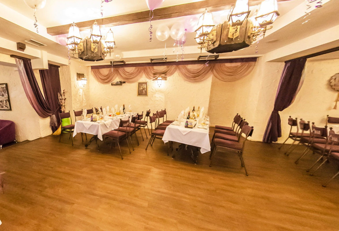 Основной зал