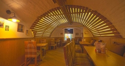 Основной зал