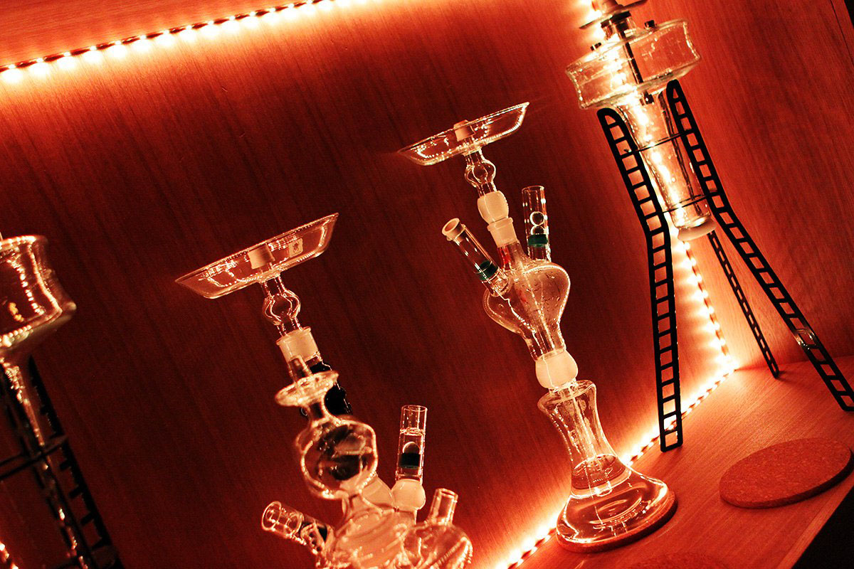 Основной зал — Бар Легендс