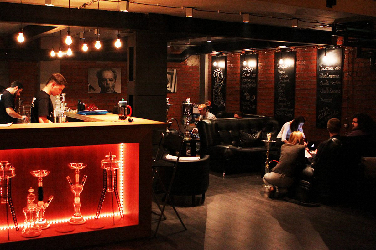 Основной зал — Бар Легендс