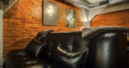 Основной зал