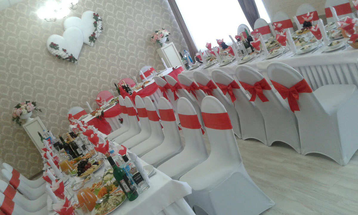 Основной зал — Банкетный зал Круглый стол