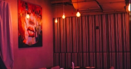 Основной зал