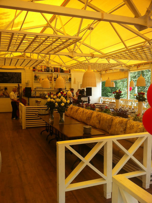 Кафе Причал — Основной зал, фото банкетного зала