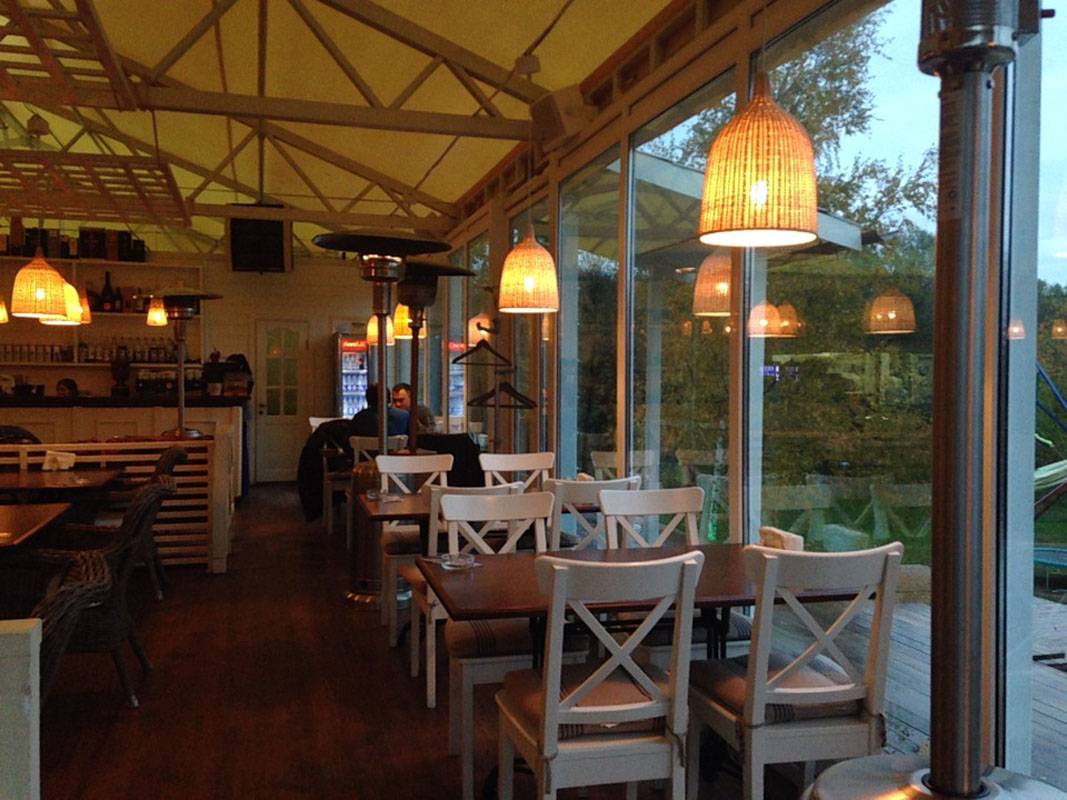 Основной зал — Кафе Причал