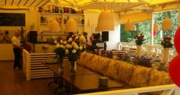 Основной зал