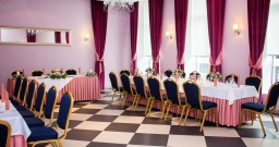 Основной зал