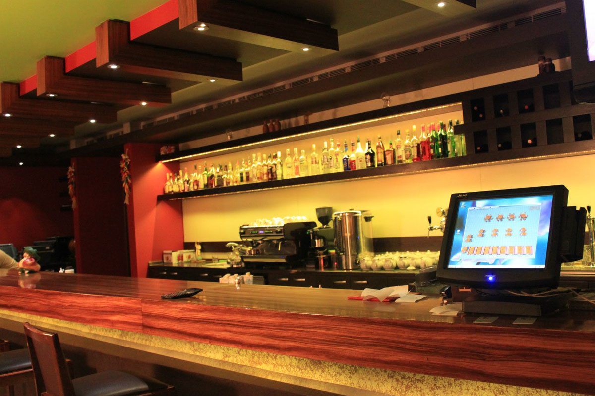 Основной зал — Кафе Кактус