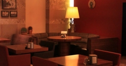 Основной зал