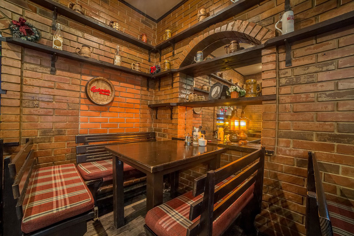 Основной зал — Бар Суворовъ