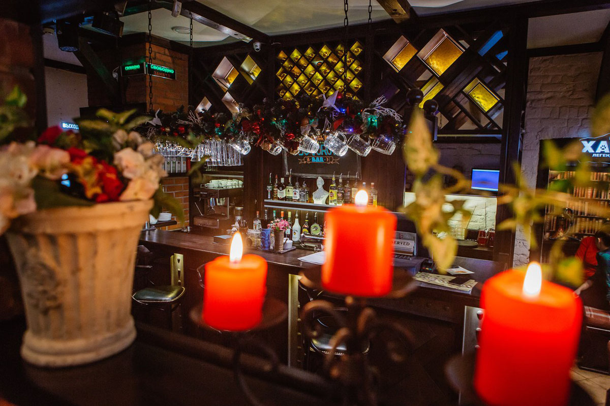 Основной зал — Бар Суворовъ