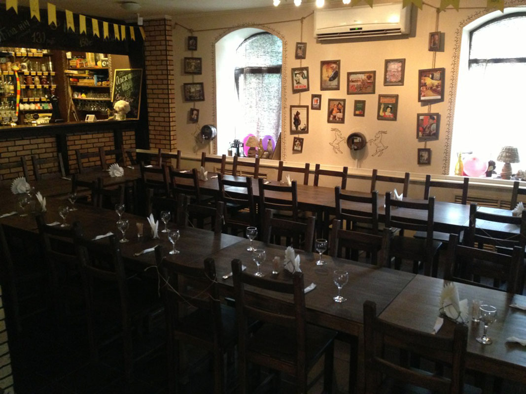 Основной зал — Бар Пинта