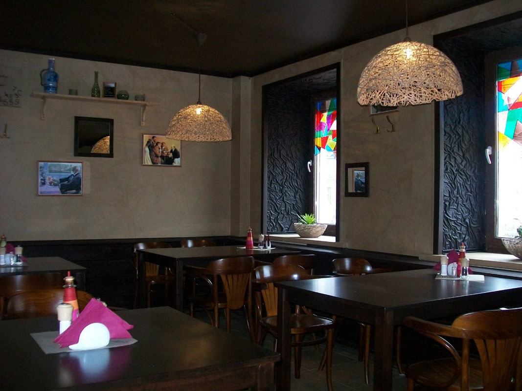 Основной зал — Паб Вкус и цвет