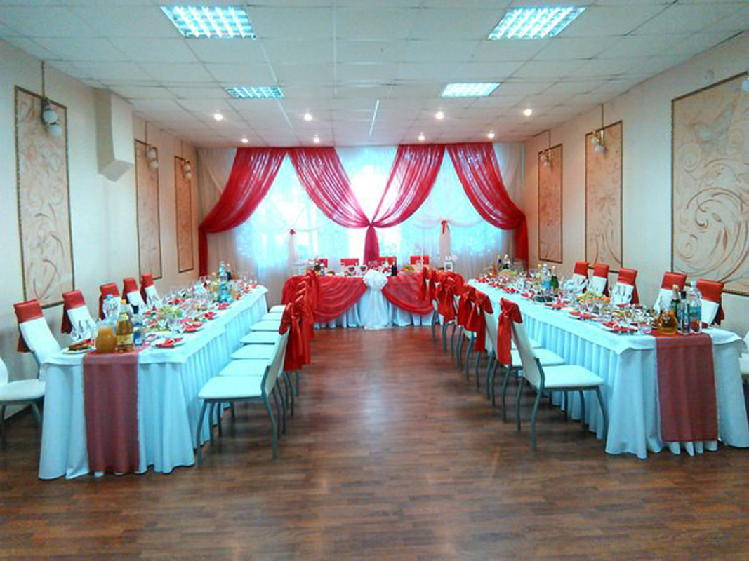 Основной зал — Кафе Спарта