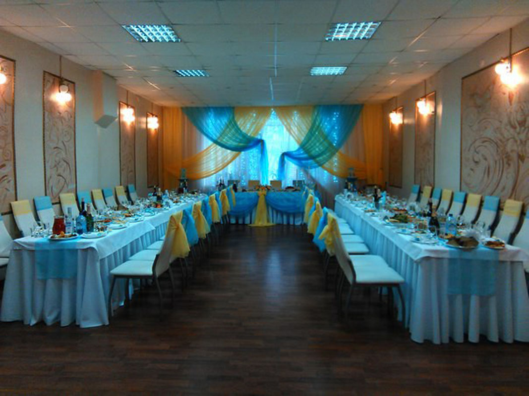 Основной зал — Кафе Спарта