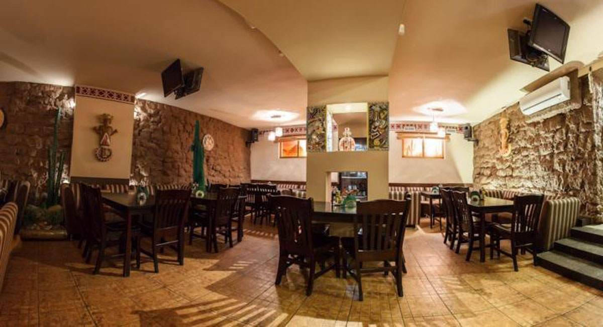 Основной зал — Кофейня Монкафе в Свободном переулке