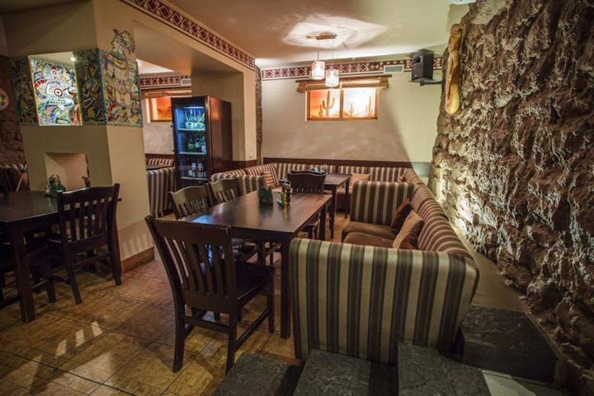 Основной зал — Кофейня Монкафе в Свободном переулке