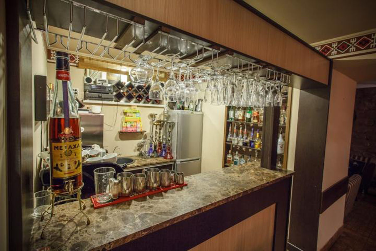 Основной зал — Кофейня Монкафе в Свободном переулке