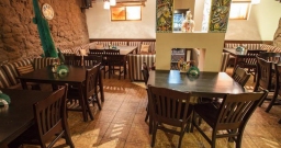 Основной зал