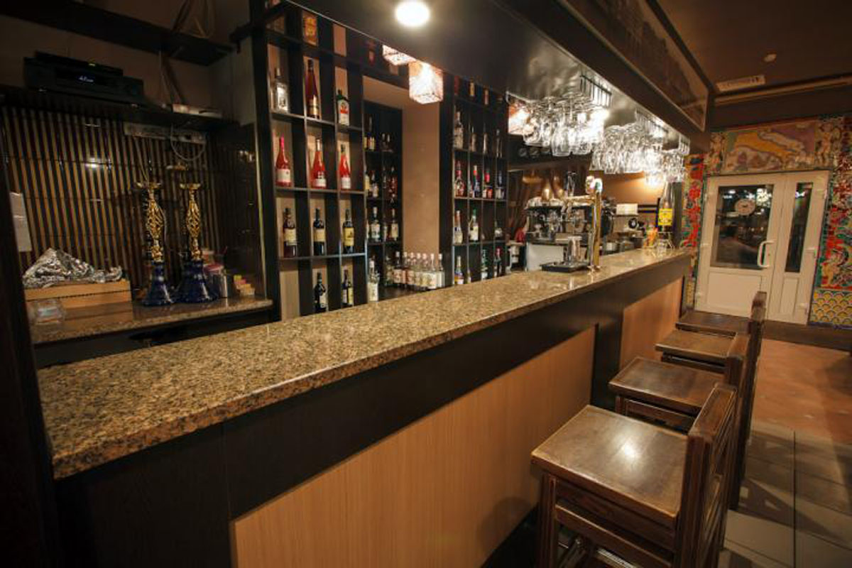 Основной зал — Кофейня Монкафе на Проспекте Ленина