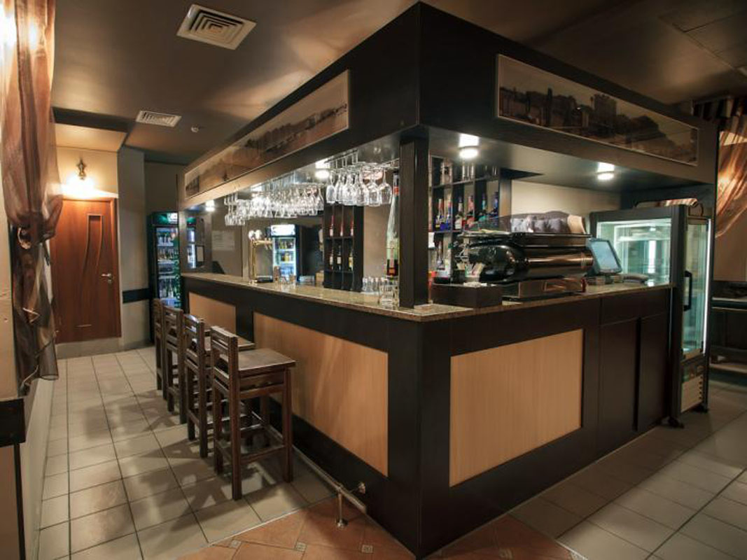 Основной зал — Кофейня Монкафе на Проспекте Ленина