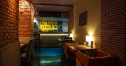 Основной зал