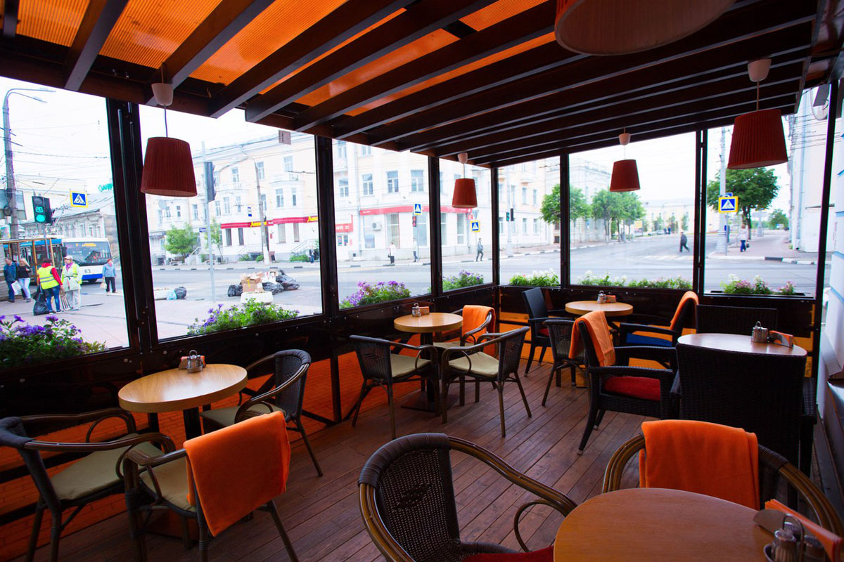 Кофейня Трэвелерс Кофи на Новоторжской улице — Основной зал, фото банкетного зала