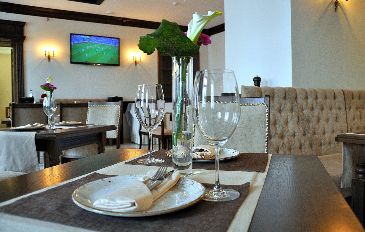 Основной зал — Ресторан Губернаторъ