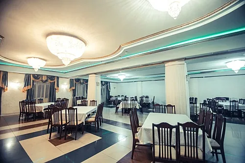 Мраморный зал — Кристалл палас, Тверь