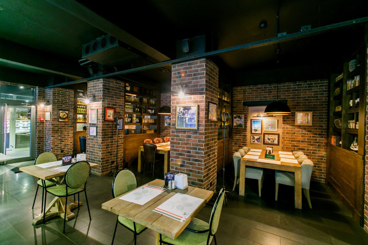 Основной зал — Маргарита