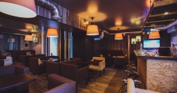 Основной зал