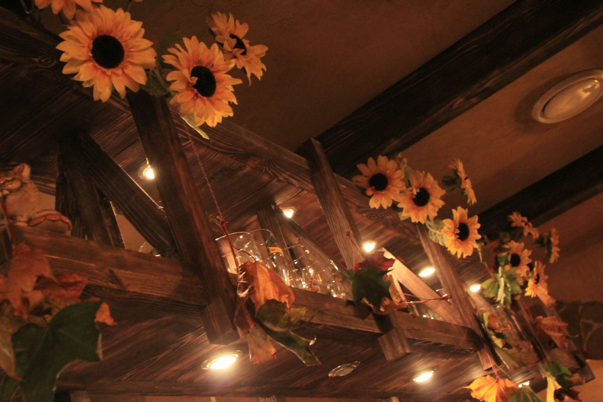 Основной зал — Пивной паб Beerократ на улице Трёхсвятская