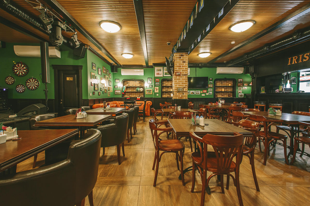 Ириш паб — Основной зал, фото банкетного зала