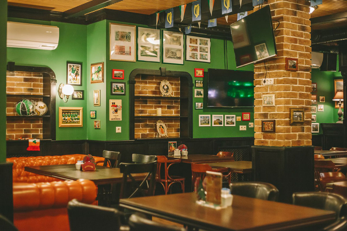 Основной зал — Ириш паб