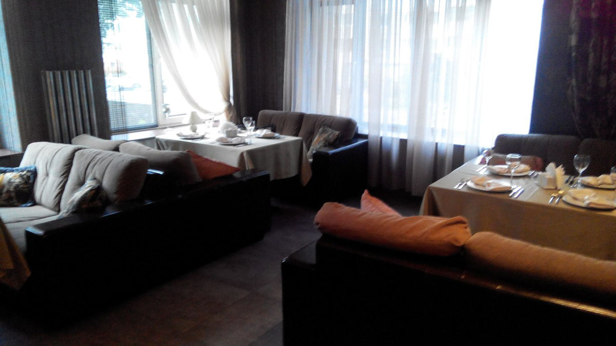 Основной зал — Элефант