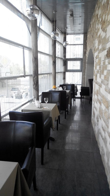 Основной зал — Элефант