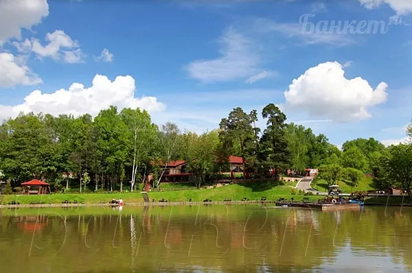 Загородный клуб ЗаВидное, Ресторанный зал — фото