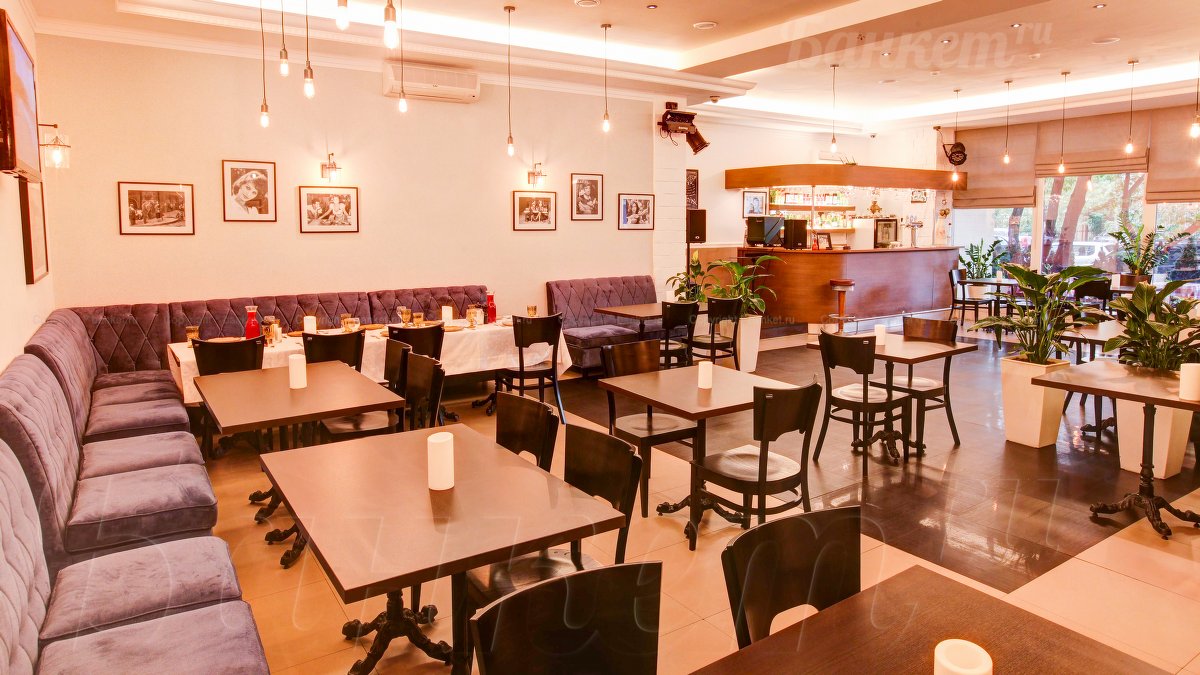 Ля кафе / Ля Кафе  Гриль и Пицца / Le Cafe Grill & Pizza — Основной зал, фото банкетного зала