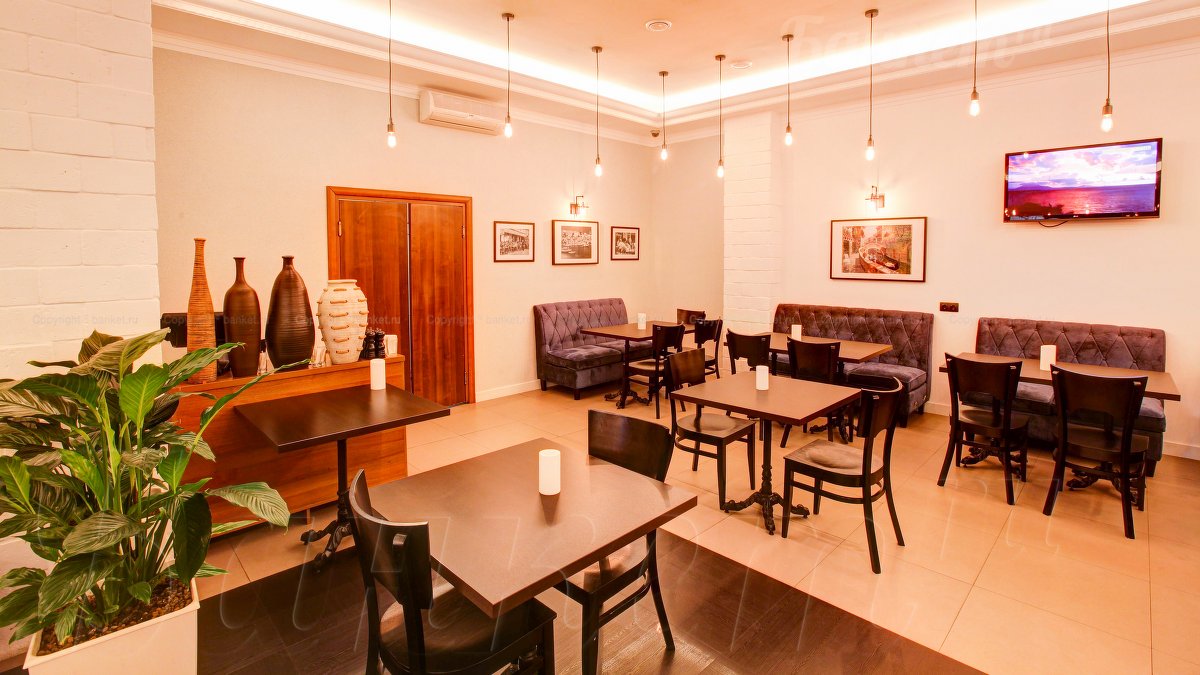 Основной зал — Ля кафе / Ля Кафе  Гриль и Пицца / Le Cafe Grill & Pizza