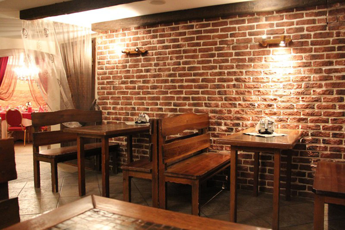 Основной зал — Берлога