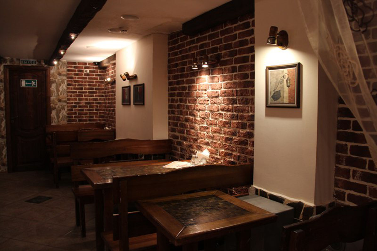 Основной зал — Берлога