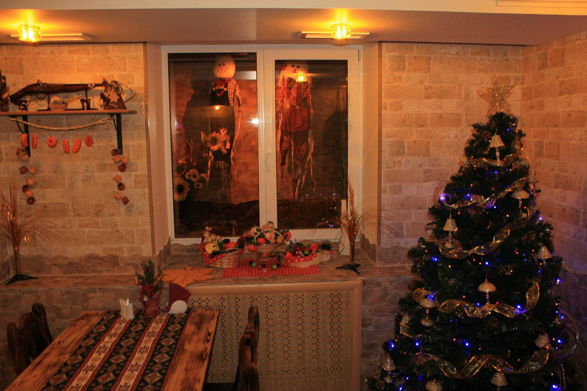 Основной зал — Кафе Погребок